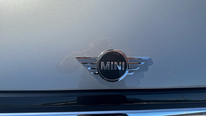 MINI Hatchback 1.5 Cooper Classic II 5dr Auto Petrol Hatchback